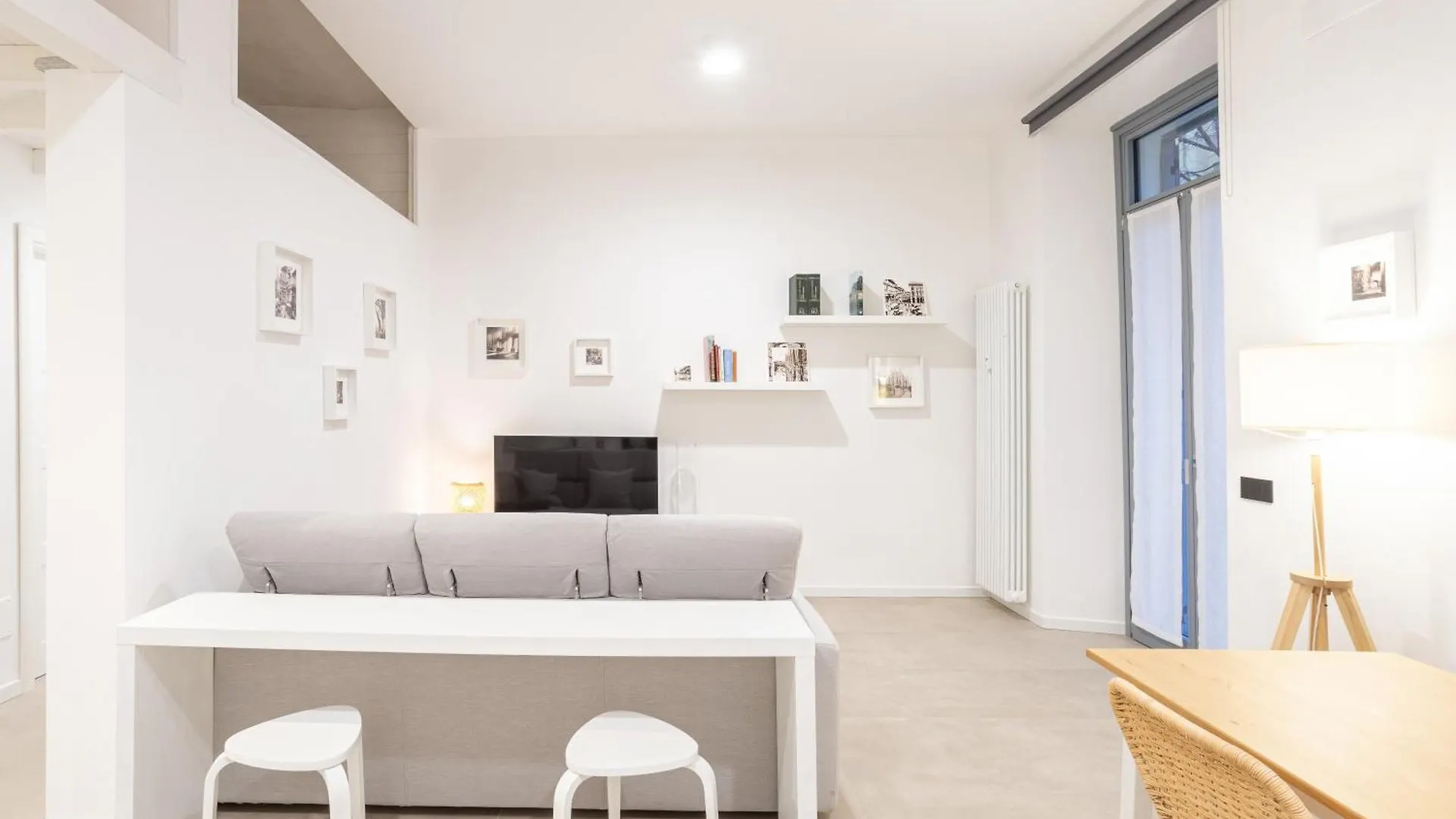 Sant Ambroeus Garden Apartment Milan 0*,